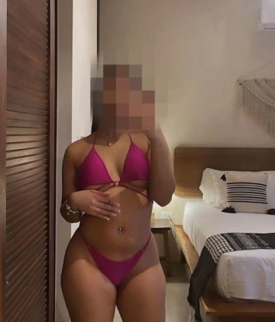 Păr Lung și Matur în Râmnicu Vâlcea