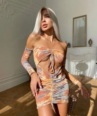 Deplasare Virtuală cu O Escortă Frumoasă în Piatra Neamț