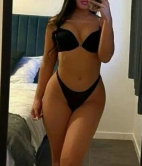 Dominație feminină cu Denisa în Caracal